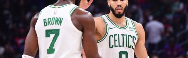 绿军两战轰下289分 三分箭如雨下对手众生平等